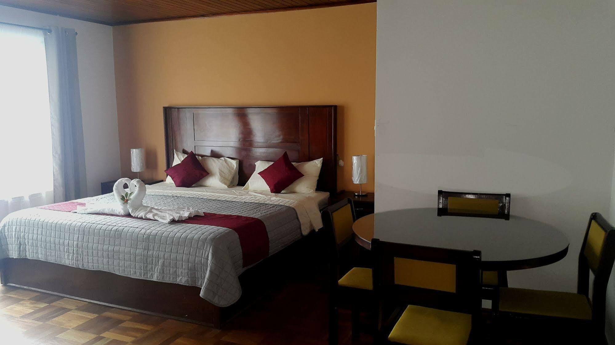 Hotel Portal Colonial San José Extérieur photo